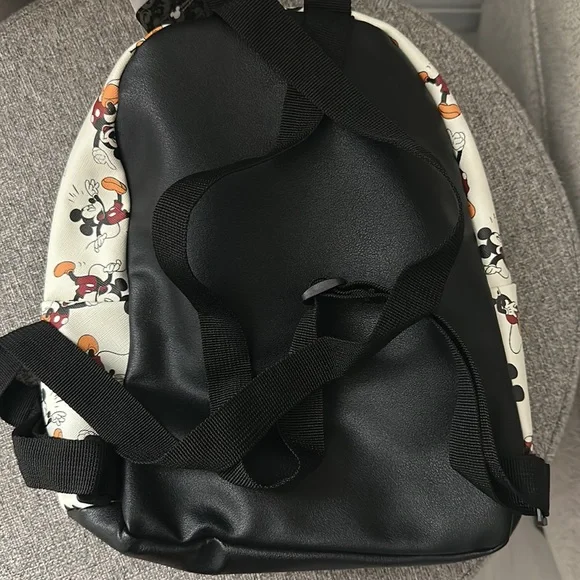 Mickey Mouse small backpack - Picture 3 of 4